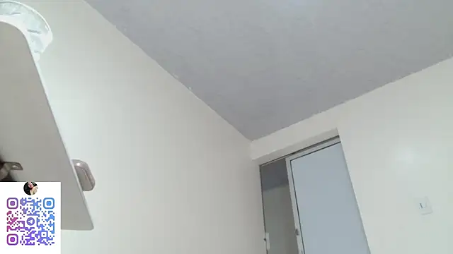 k3ndal1_ (Ask my age) - HORSE DILDO IN MY ASS