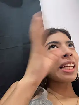 sweet_scarlett_ (Ask my age) - control sex machine x 1 mn