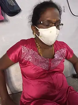 nude live porn Umashreetamil