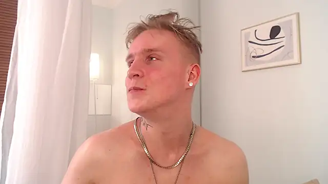 AlexxSweet live sex cam