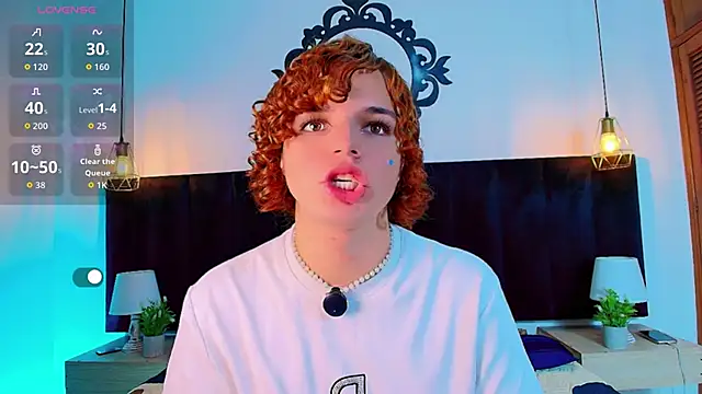 skyee_angel (M twink) - finger ass in doggy