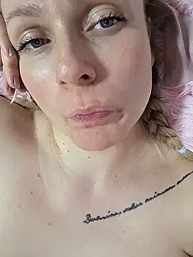 bondgirl_013 (F milf) - Squirt under LT control