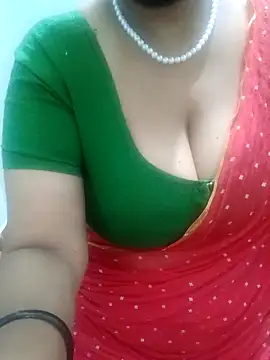 Webcam Model (Tamil_aishu09)  is live.Free join now!