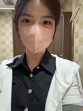 gougou13 live sex cam