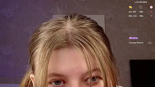 Vivian_cutie live sex cam