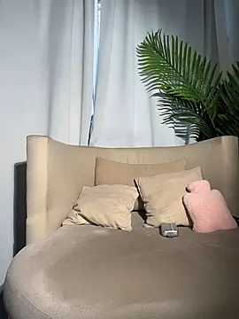 MiaFoxie_ webcam