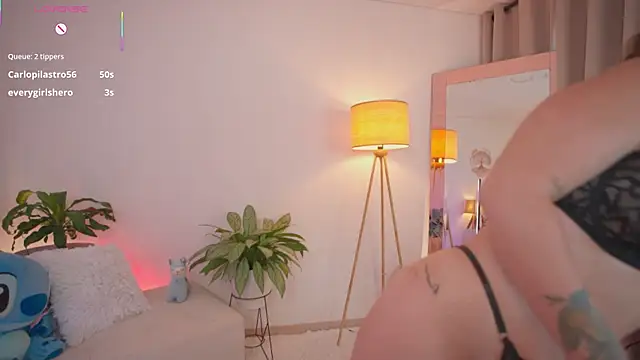 roxie_gates_ live sex cam
