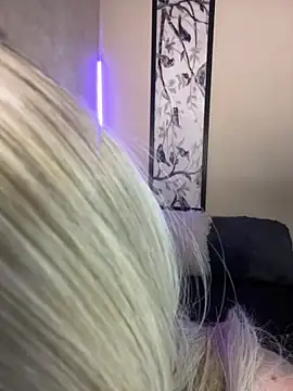 Modèle: Alana_Stone