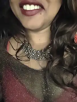 Model: SEXXY_DARLING_1