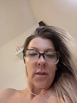 nikytax - NikytaX's free webcam - UK Sex Cams