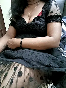tamil_vishalini - Tamil_Vishalini's free webcam - UK Sex Cams