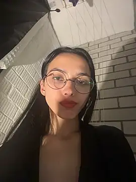 leslyjouretdy - LeslyJouretdy's free webcam - UK Sex Cams