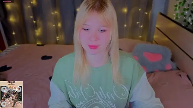 unburnedgirl - Unburnedgirl's free webcam - UK Sex Cams