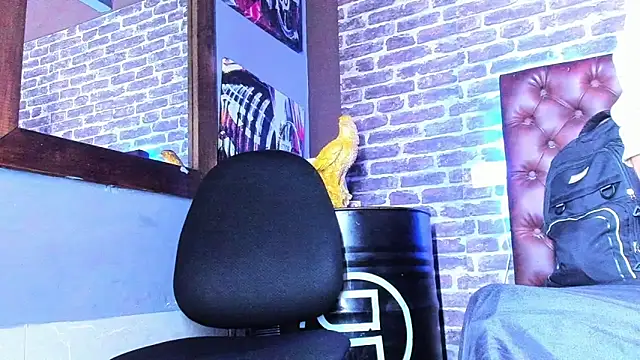 Preview of daniel_huge22
