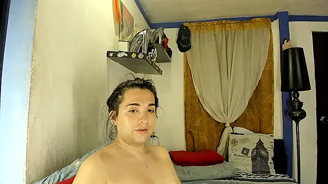 SARAMISHA live sex cam