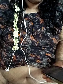 Webcam Model (deepika-mallus)  is live.Free join now!