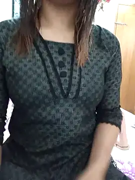 Webcam Model (Tanha18)  is live.Free join now!