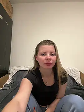 LittleKateBJ webcam