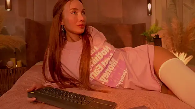 SerenaWest_ webcam