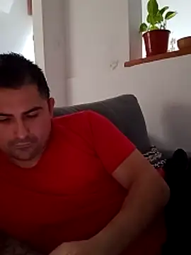 bradd_32 (M young) - HANDJOB AND CUMSHOT
