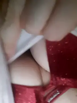 dirtyfeelin (F young) - Walking topless 🥵🍒😇