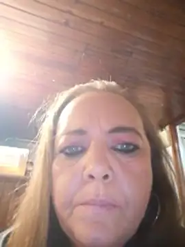 kimmyb777 (F milf) - Spoil me for mother's day