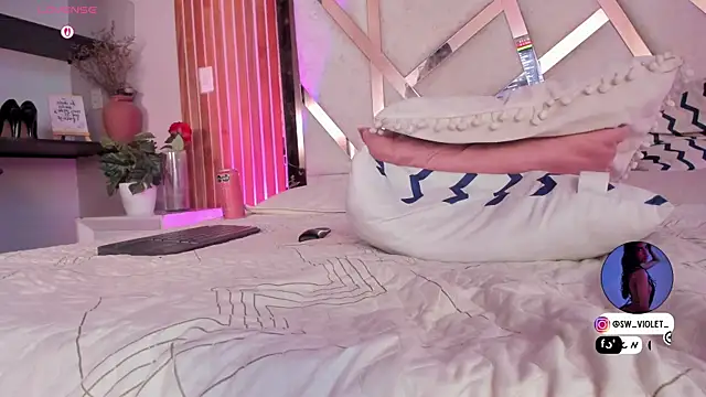 sweetviolet__ (F teen) - Fuck me hard