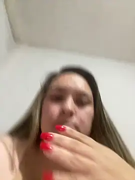 tata0807 (F young) - Bucetão com vibrador