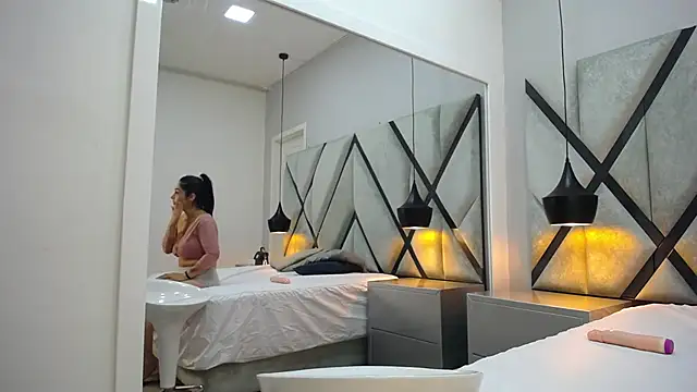 amber_dolls (Ask my age) - doggy style + move ass 😈