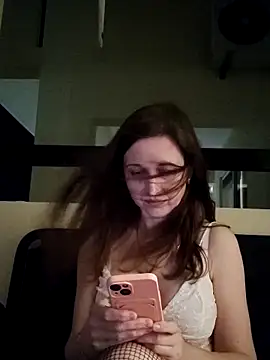 Webcam Model (irresistibelle)  is live.Free join now!