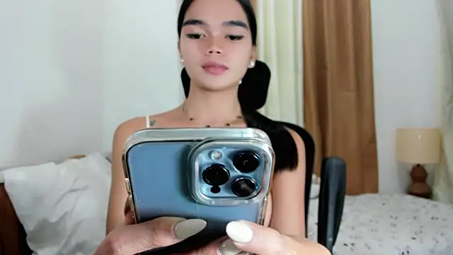 kendall_petite18 (T young) - SURPRISE ME and MAKE ME CUM
