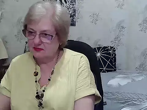 renata62011 - Renata62011's free webcam - UK Sex Cams