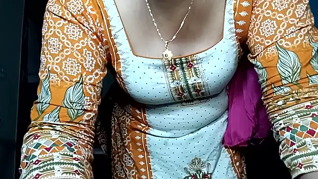 Preview of yourdesi_laila_