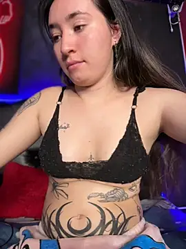 Webcam Model (Sophie_LS)  is live.Free join now!