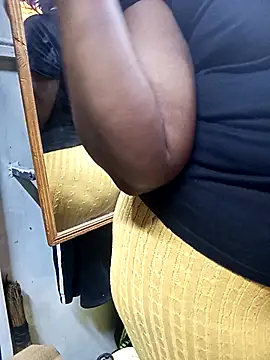 Webcam Model (Bootiq)  is live.Free join now!
