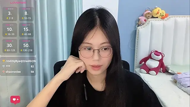 Luna-666 live sex cam
