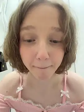 outside_rosy (F teen) - Show my panties!