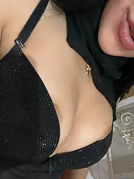 queenlujaine