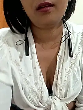 Queen_Kushi4
