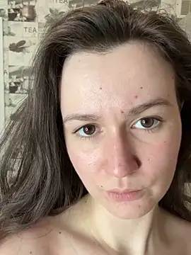 ameli_moon (Ask my age) - sexy tongue teasing😉