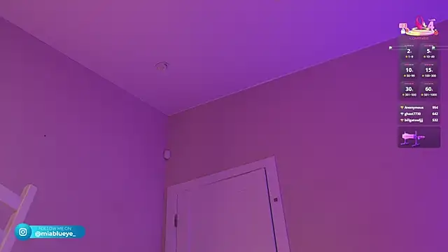Miablueye live show