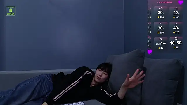 HeejinWang live sex cam
