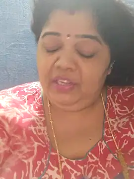 tamilthanushri live sex cam