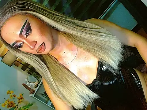 HOLLYWOOD_QUEEN_88 webcam