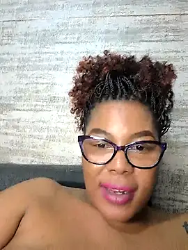 Webcam Model (ExclusiveLeexx)  is live.Free join now!