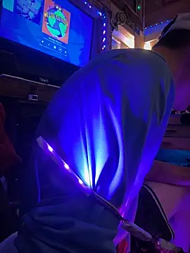Twist_N_Tease webcam