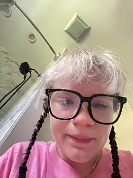 Cutiepiespanks webcam