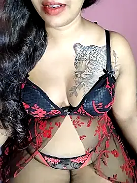 Webcam Model (Sexy-Monikaa)  is live.Free join now!