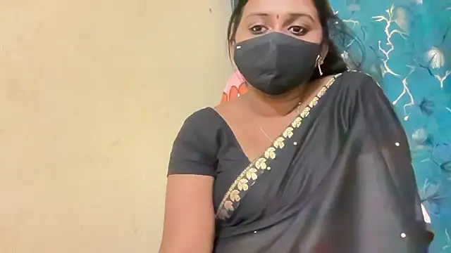 Tanuja-Sexy