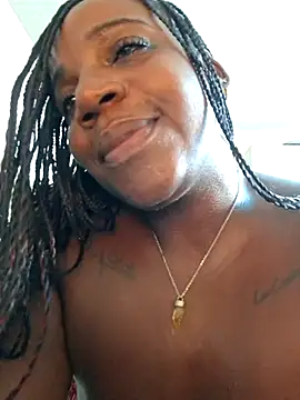 Webcam Model (Adrilovechocolate)  is live.Free join now!